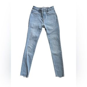 Old Navy    Size 14 kids